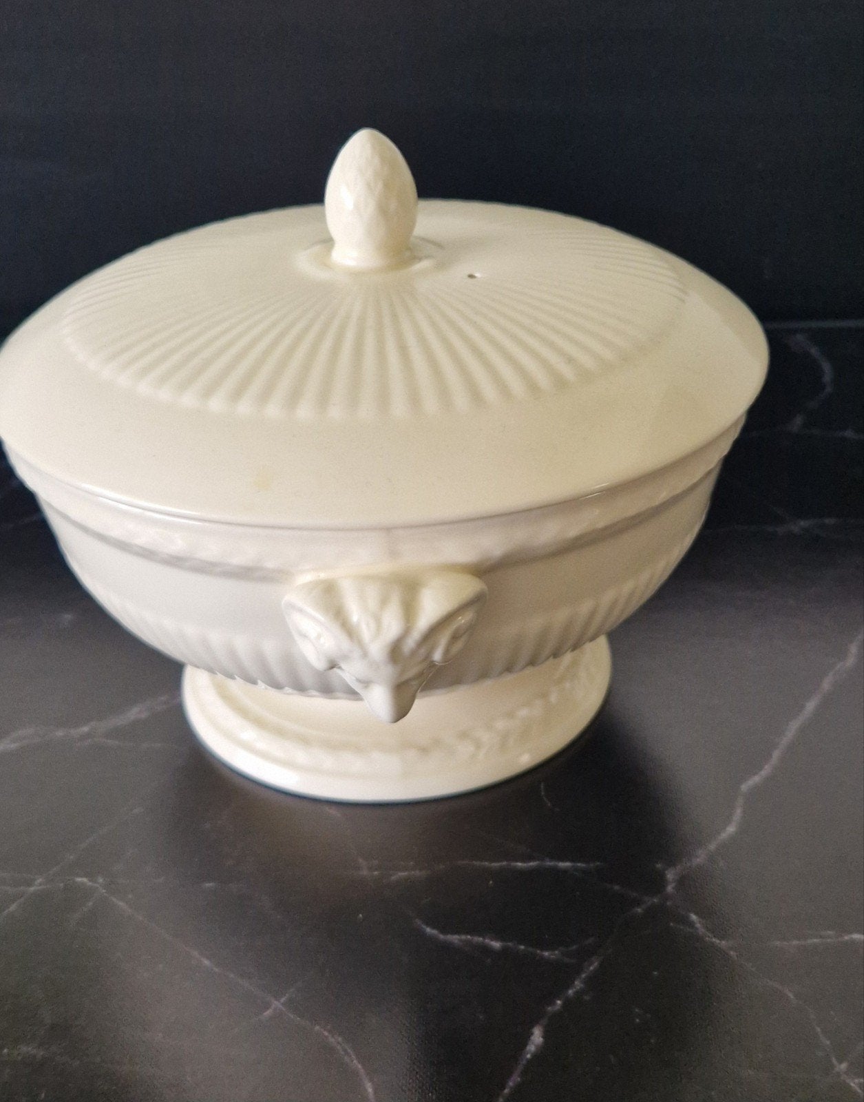 Wedgwood edme dekschaal, Ophalen of Verzenden, Wedgwood, Aardewerk, Schaal of Schalen