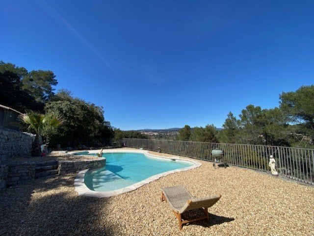 Mooi appartement 50 m2 te huur in Lorgues, Provence., In bergen of heuvels, Provence en Côte d'Azur, Tv, Appartement