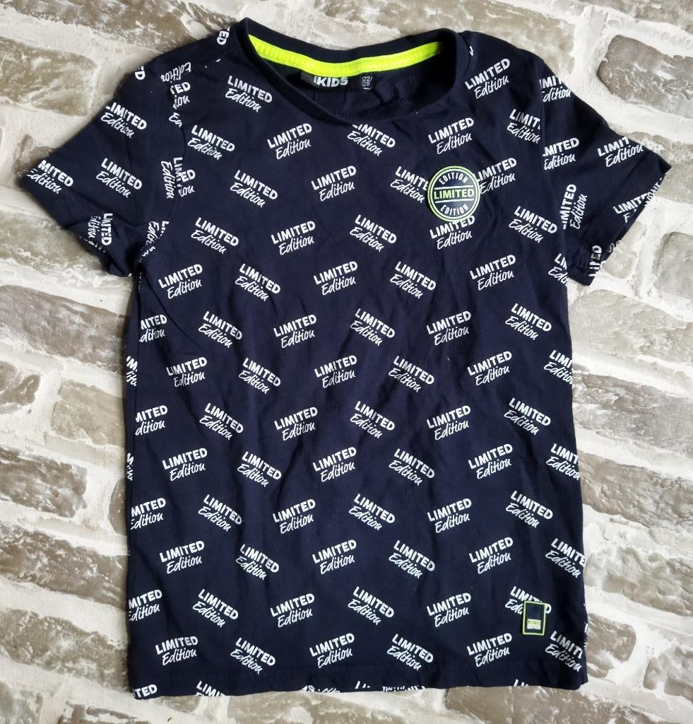 13 Shirts Europe Kids Maat 122, Kinderen en Baby's, Kinderkleding | Maat 122, Europe Kids, Ophalen of Verzenden, Zo goed als nieuw