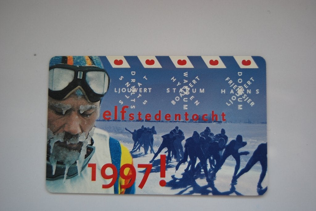 Telefoonkaarten van de laatste Friese Elfstedentocht KPN, Ophalen