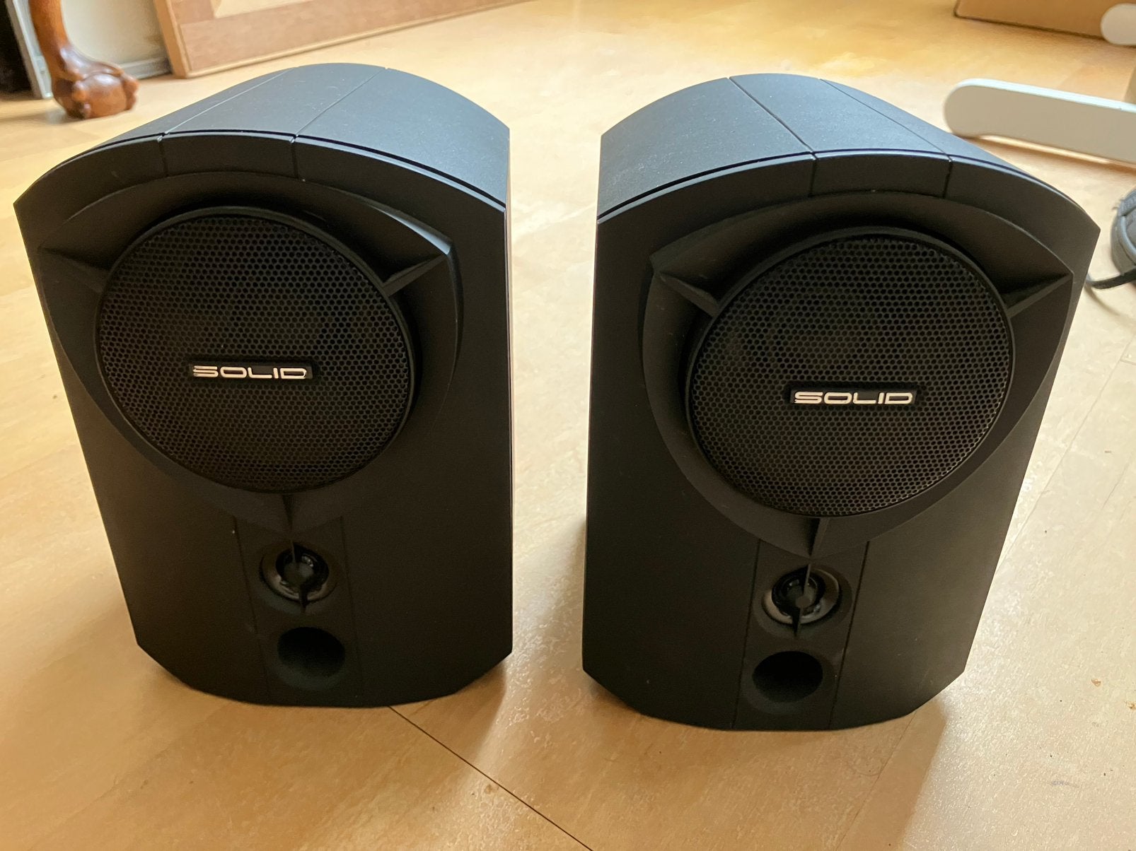 SOLID Total Entertainment Audio Speakers, Ophalen, Zo goed als nieuw, Bowers & Wilkins (B&W), Minder dan 60 watt