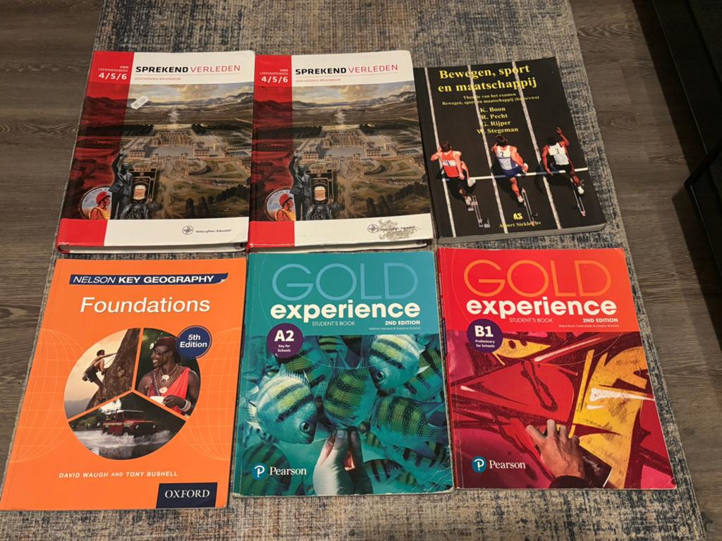 Schoolboeken GOLD experience A2, Boeken, Ophalen of Verzenden, Zo goed als nieuw, Overige niveaus, Nederlands