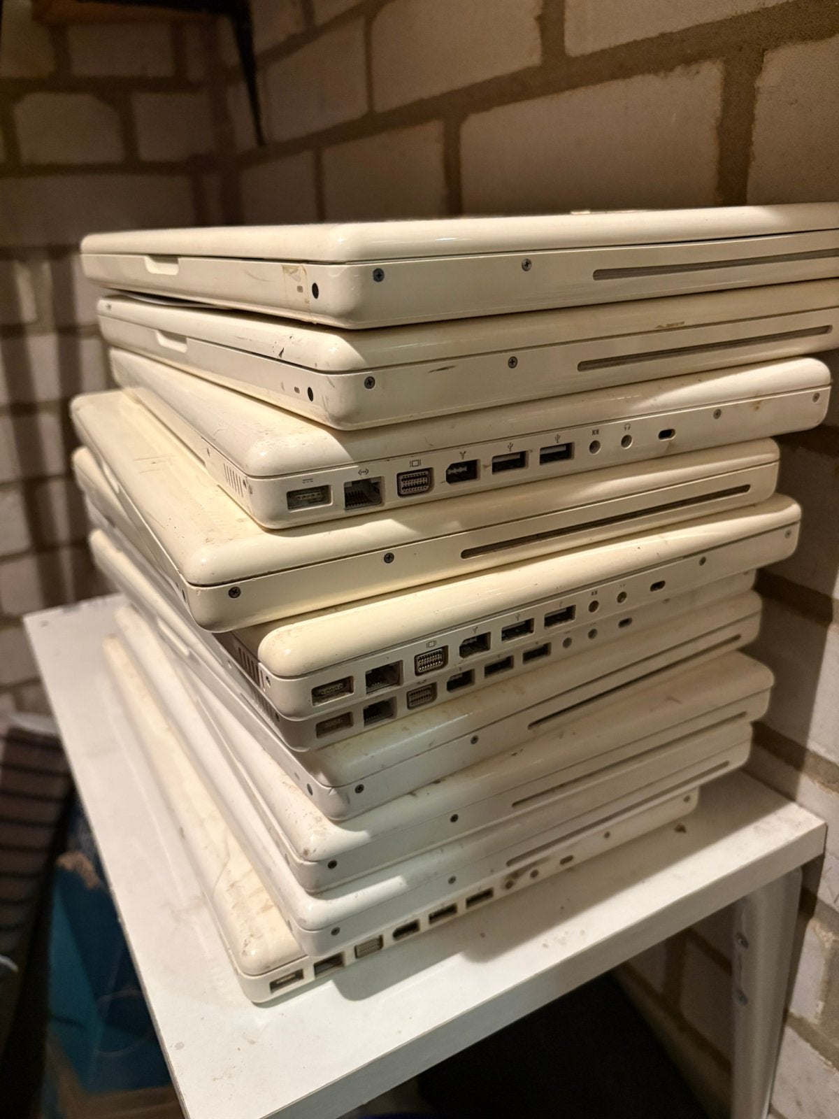 10 st oude Apple MacBook 13 inch, Computers en Software, Apple Macbooks, Ophalen, Gebruikt, Qwerty, 13 inch