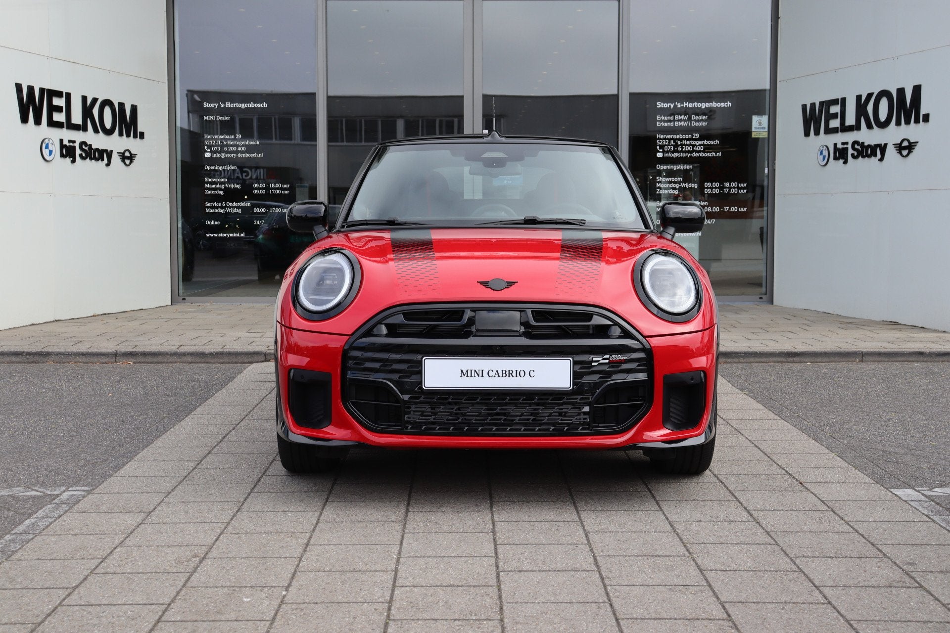 MINI Cabrio Cooper C Automaat / John Cooper Works / Pakket X, Auto's, 15 km/l, Zwart, Cabriolet, 4 stoelen