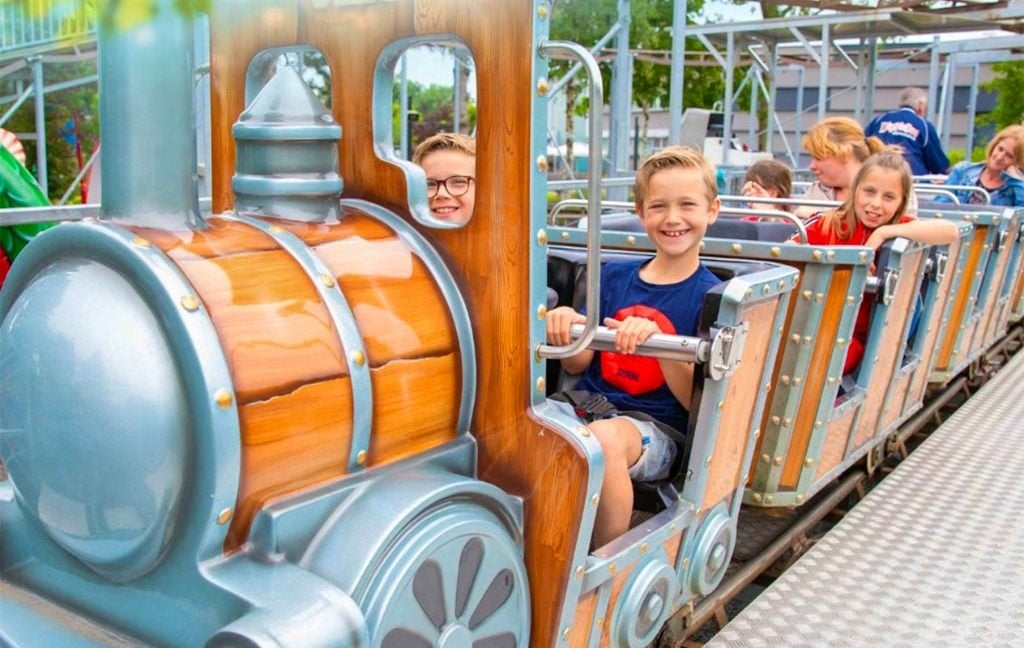 Attractiepark Dippiedoe 2026 - Tickets - KORTING!, Drie personen of meer, Kortingskaart