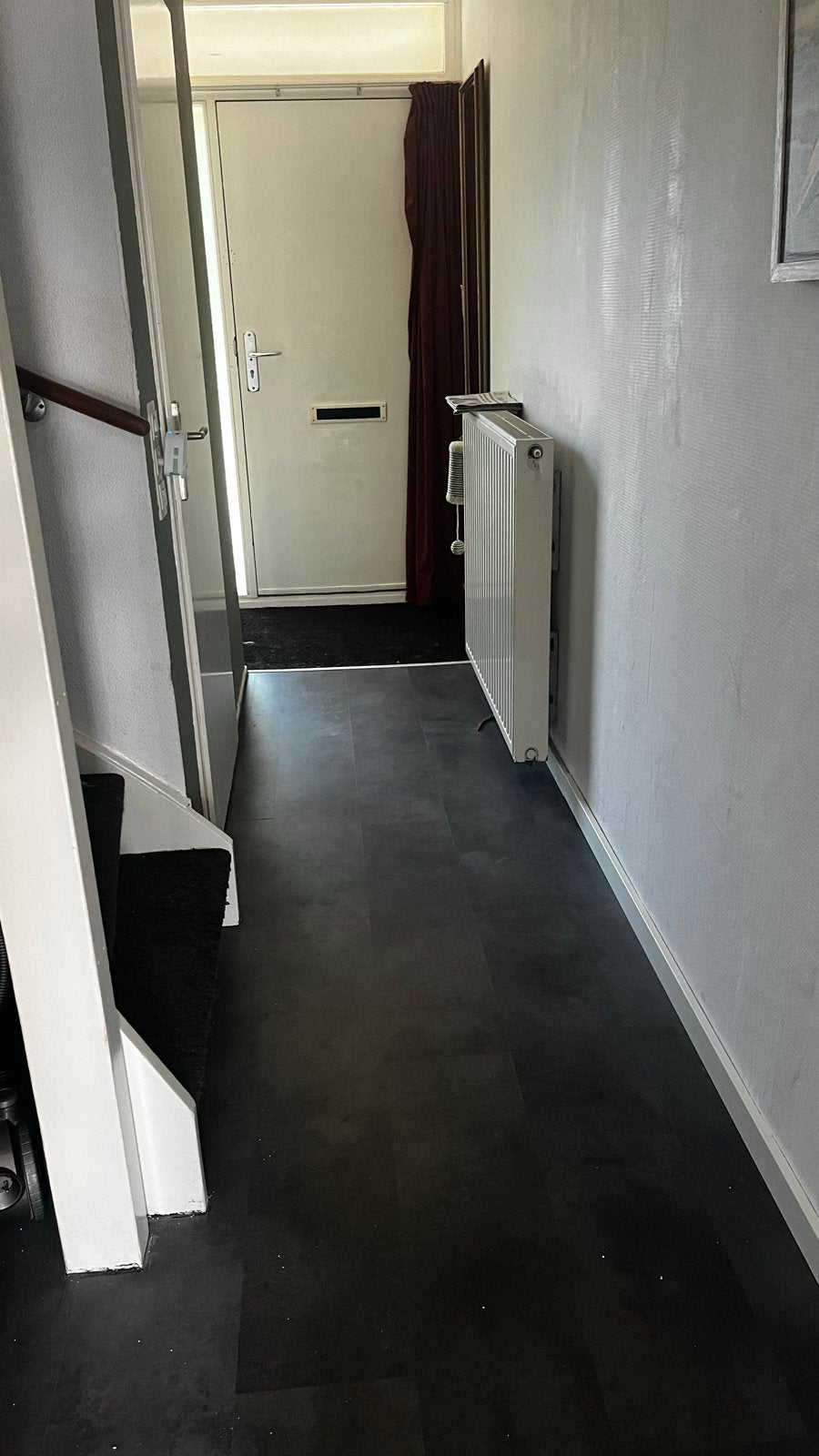 klik laminaat ruim 40m2 - Donkergrijs - Zo goed als nieuw, Ophalen, Zo goed als nieuw, 25 tot 50 m², Grijs