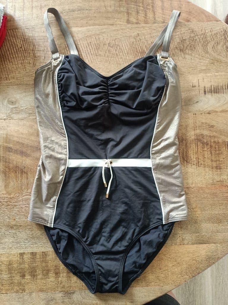 Prima donna badpak 85 E Nieuw bruin 85E, Kleding | Dames, Badmode en Zwemkleding, Nieuw, Badpak, Bruin, Ophalen of Verzenden