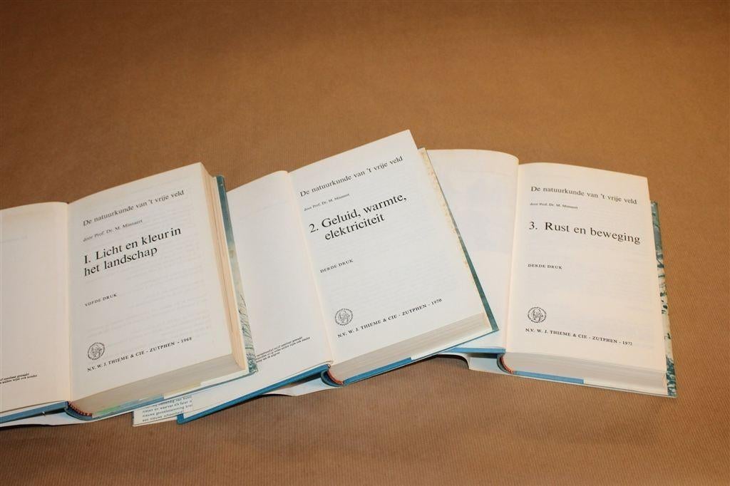 Natuurkunde van 't Vrije Veld — Minnaert, Complete Set 3 Dl, Boeken, Ophalen of Verzenden, Gelezen, Natuurwetenschap