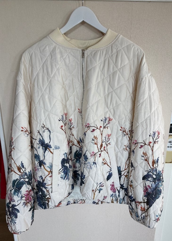 Mooie Witte/Creme modern jasje, Wit, Maat 46/48 (XL) of groter, Ophalen of Verzenden, Zo goed als nieuw