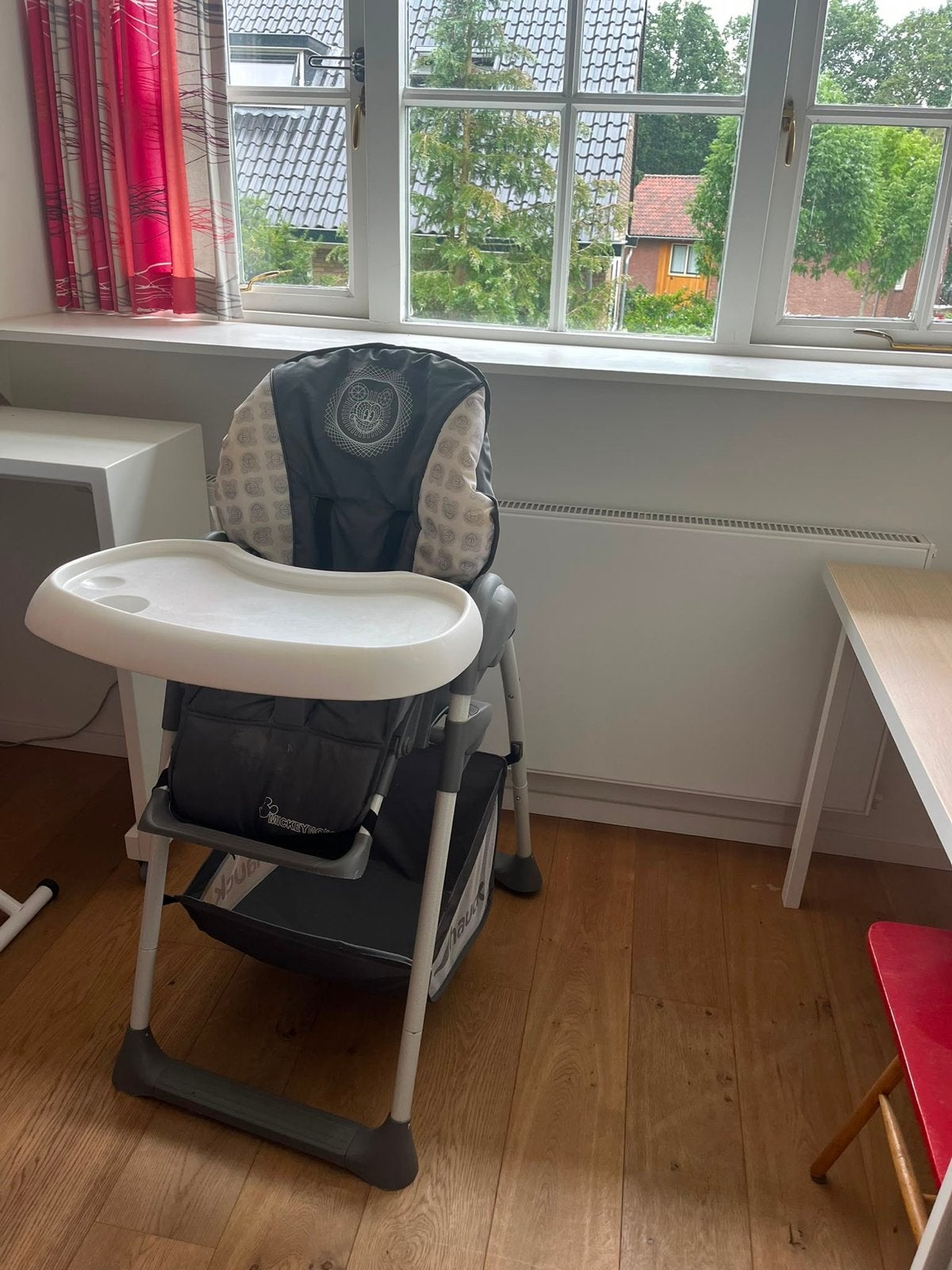 Handige kinderstoel met eetblad, Kinderen en Baby's, Ophalen, Gebruikt, Overige typen, Afneembaar eetblad