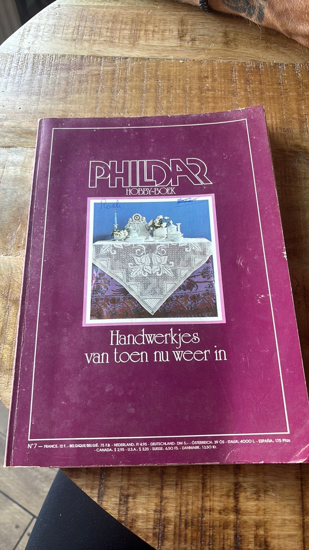Phildar hobby boek nr 7, Boeken, Ophalen of Verzenden, Zo goed als nieuw, Breien en Haken
