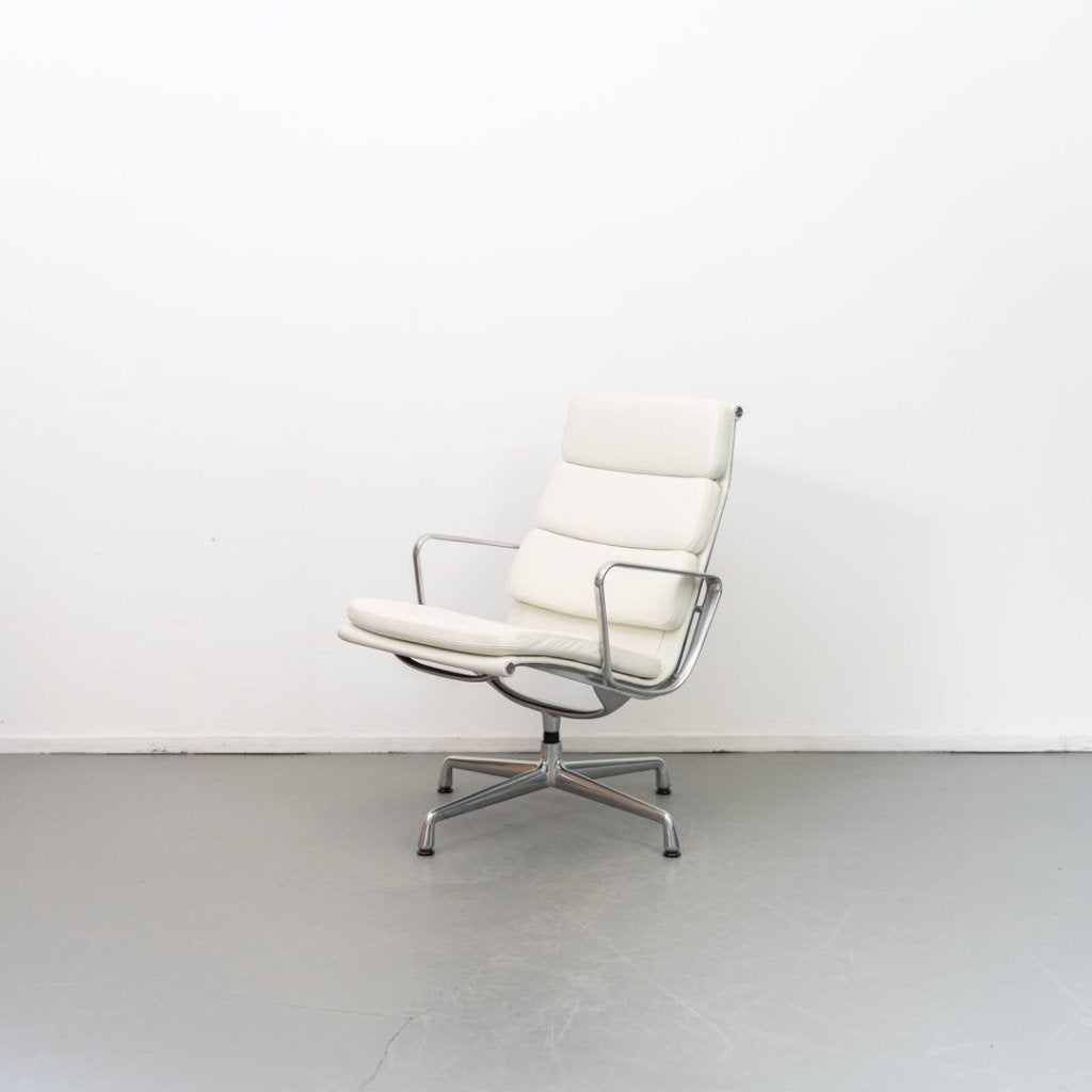 Vitra Eames EA 216 Fauteuil Wit Leer Aluminium, Niet ingevuld, Zo goed als nieuw, Niet ingevuld, Niet ingevuld