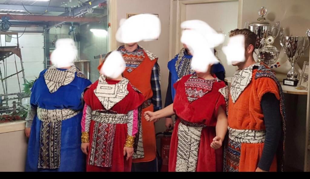 18x personen grote loopgroep / Indiana jones / carnaval, Carnaval, Maat 46/48 (XL) of groter, Ophalen of Verzenden, Zo goed als nieuw