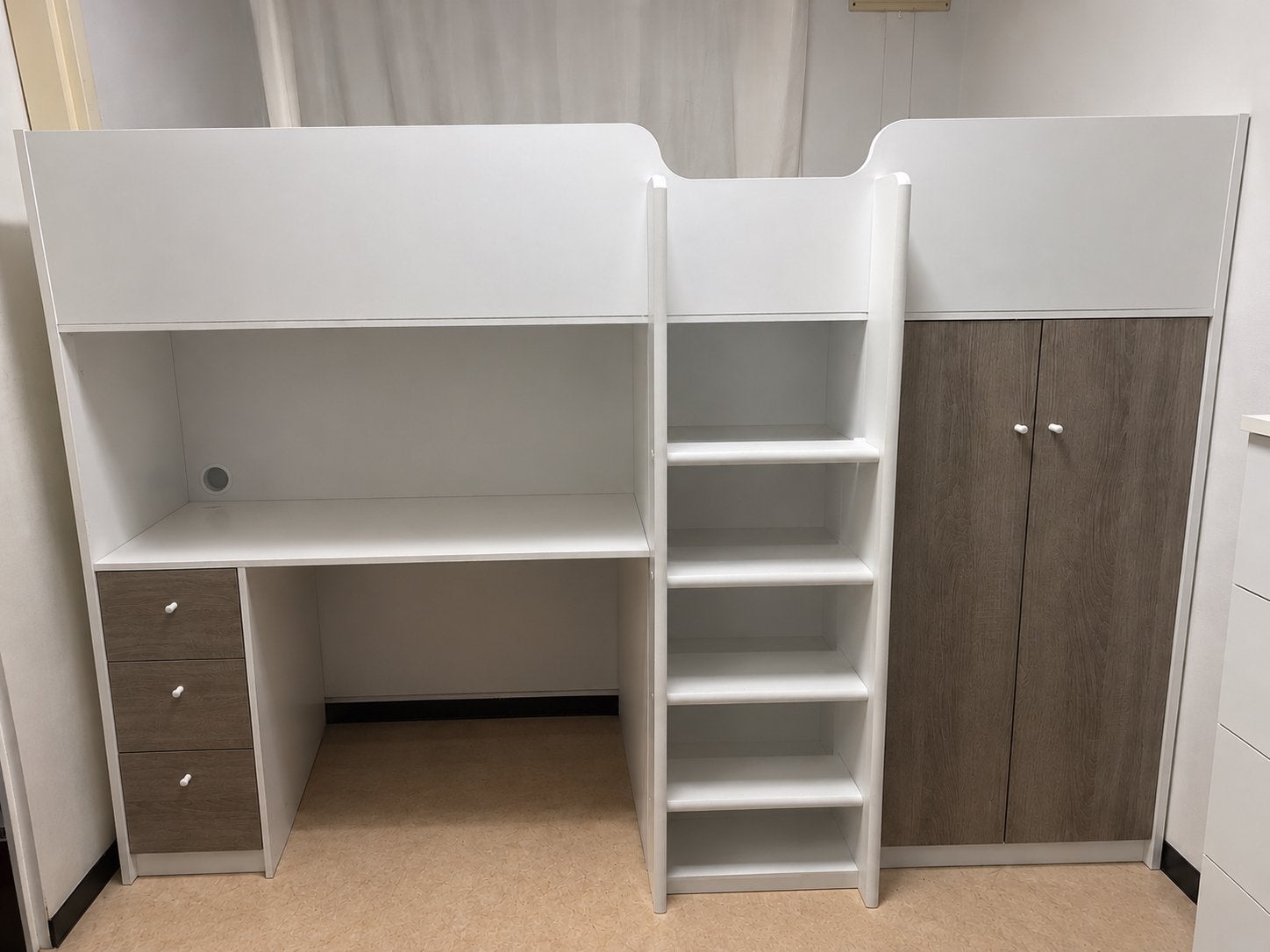 Hoogslaper met bureau en kast - Wit/Houtkleur, Gebruikt, Hoogslaper, Eenpersoons, Ophalen of Verzenden