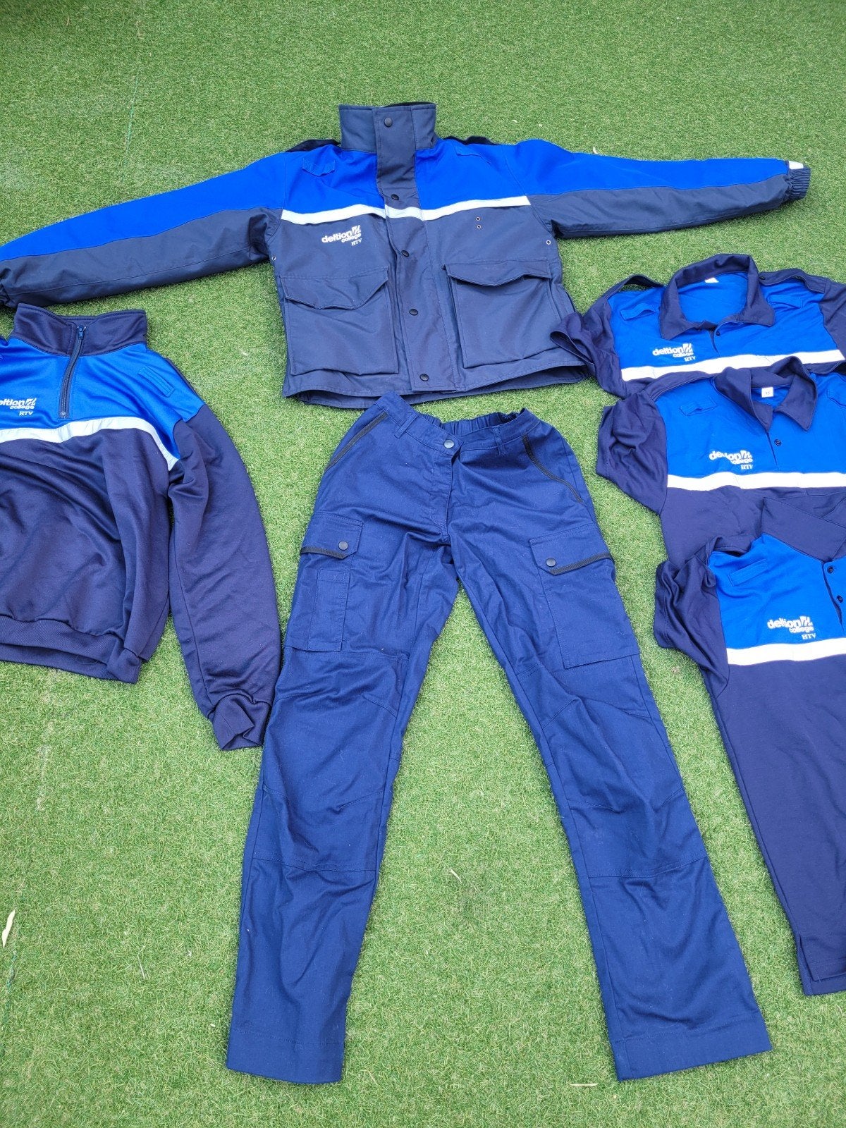 Deltion College Werkkleding Set - Polo's, Trui, Jas & Broek, Ophalen of Verzenden, Gedragen, Deltion College