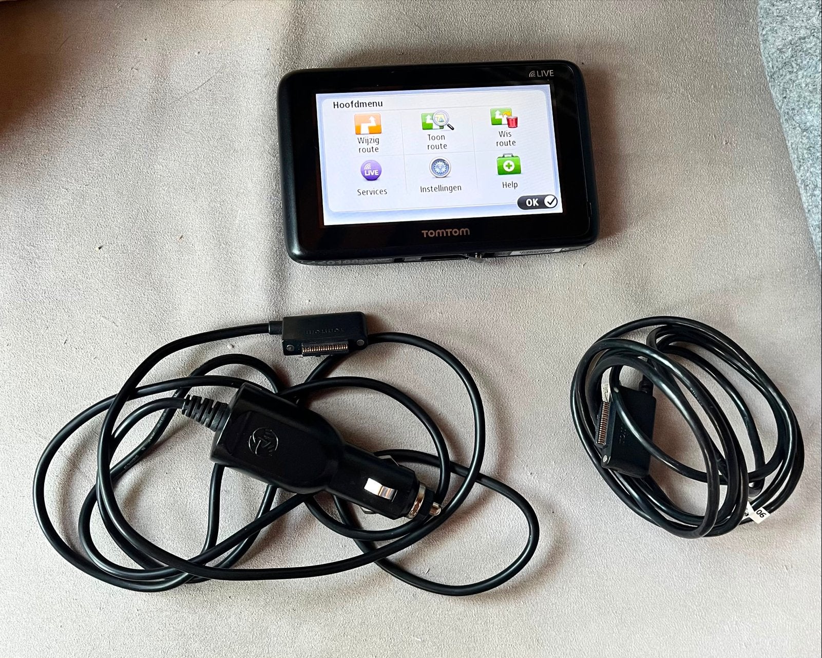 TomTom Live Go navigatiesysteem met USB en autolader, Ophalen, Gebruikt