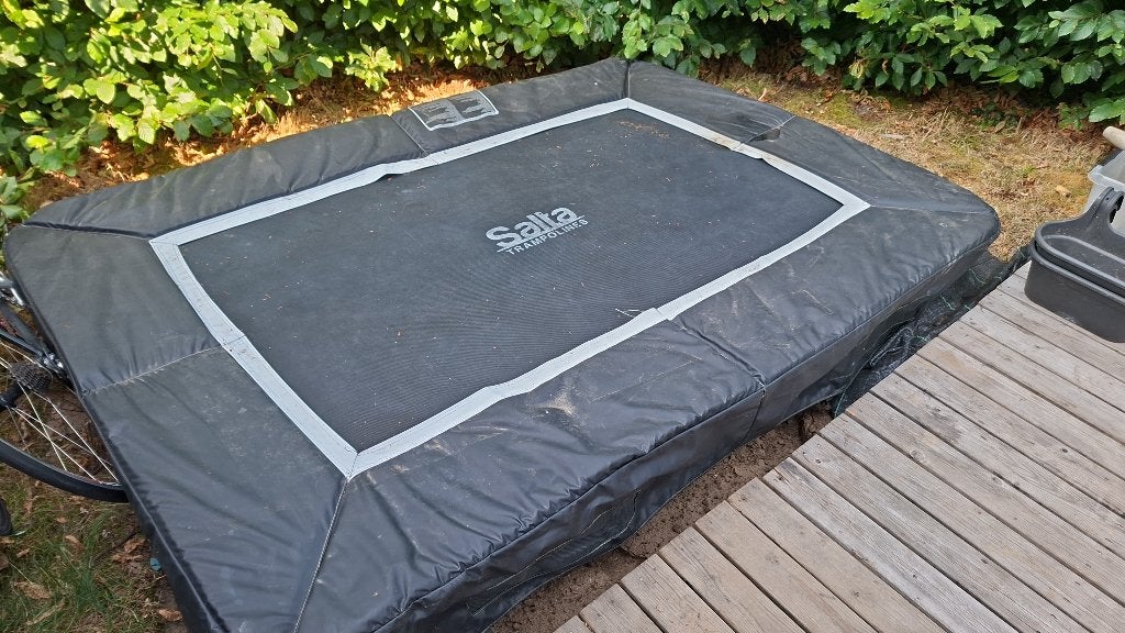 Salta trampoline, Ophalen, Gebruikt