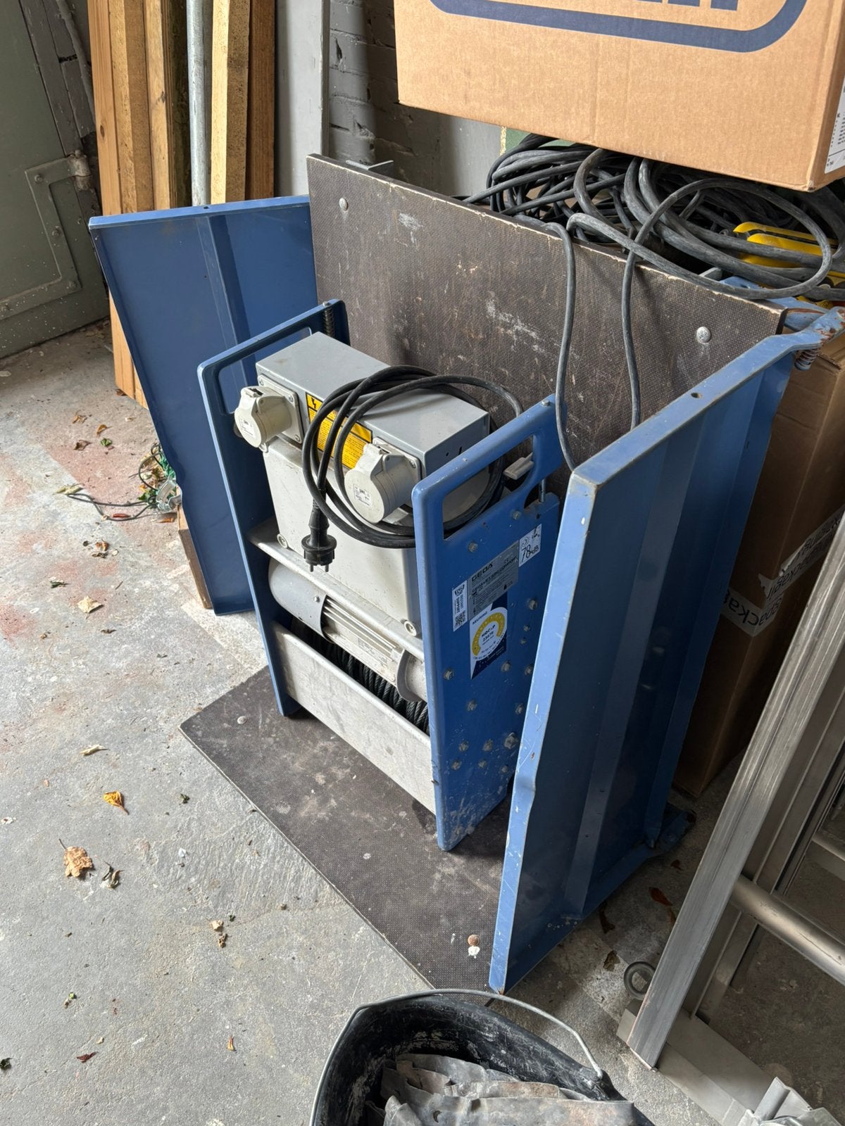 GEDA 250 COMFORT 2024 Bouwlift / Materiaallift, Ophalen, Gebruikt, Bouwlift