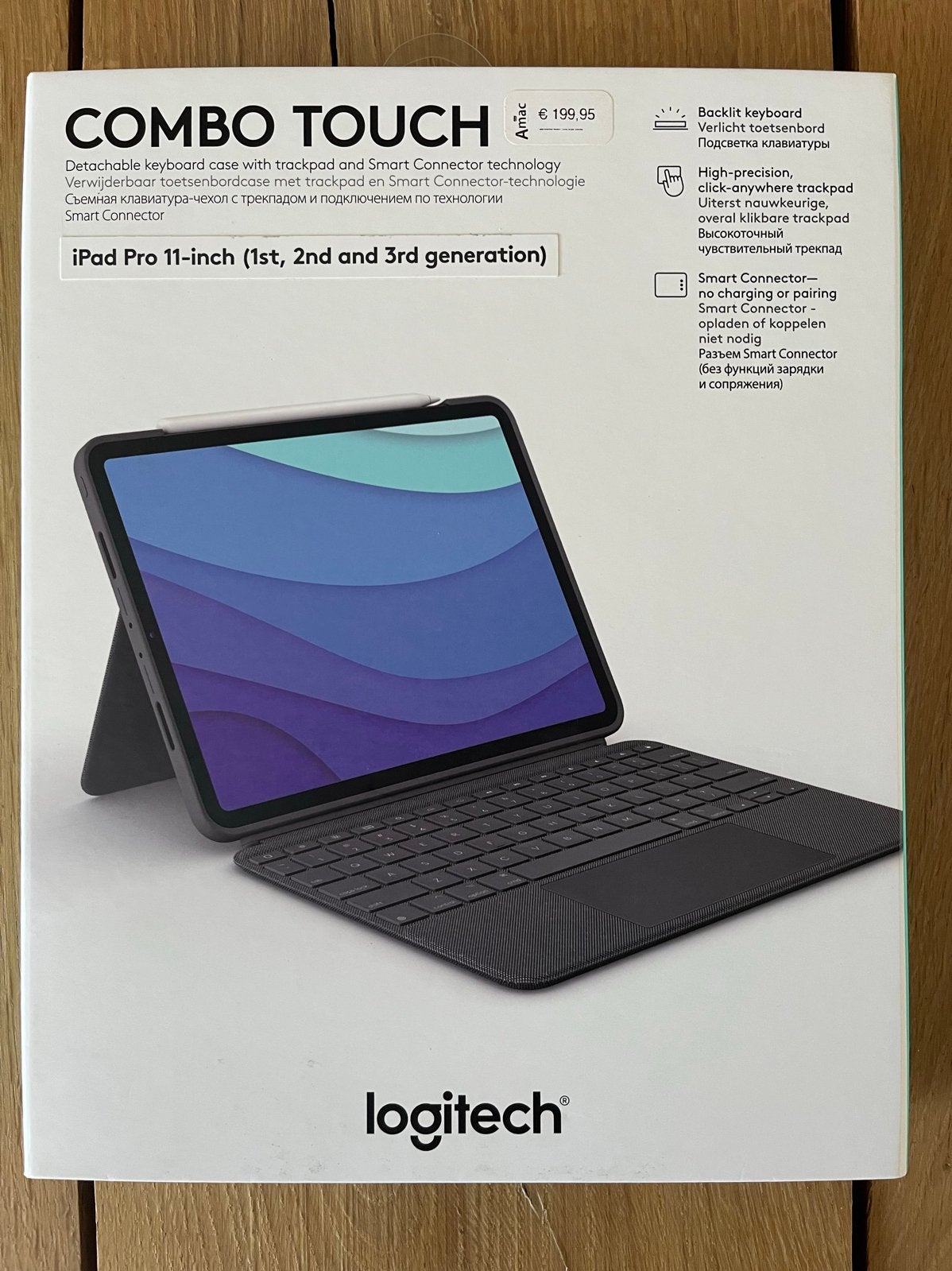 Logitech Combo Touch iPad Pro 11-inch (1e, 2e, 3e gen), Computers en Software, Gebruikt, 11 inch, Ophalen of Verzenden, Bescherming voor- en achterkant