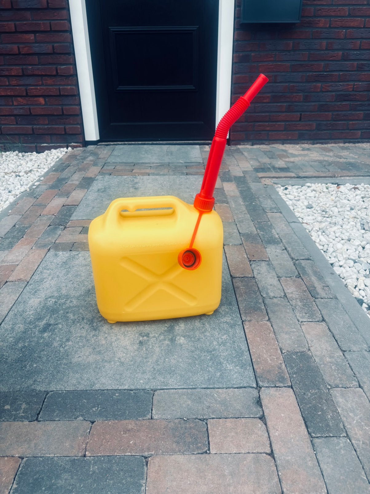 Benzine jerrycan 10 liter, Auto diversen, Ophalen, Zo goed als nieuw