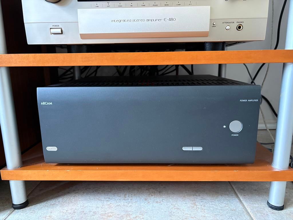 Arcam PA240 eindversterker, Zo goed als nieuw, 120 watt of meer, Stereo, Ophalen