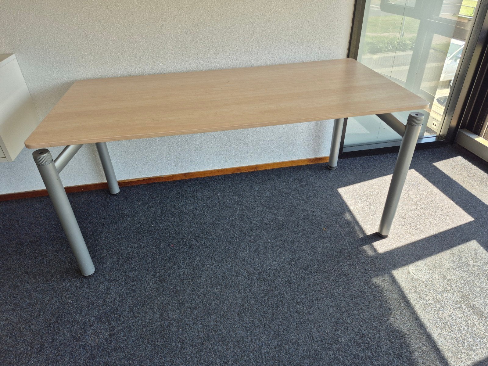 Vergadertafel, Ophalen, Nieuw