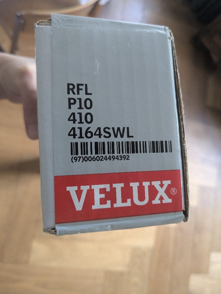 Velux rolgordijn, nieuw in doos, Ophalen, Lichtdoorlatend, Overige merken, Nieuw