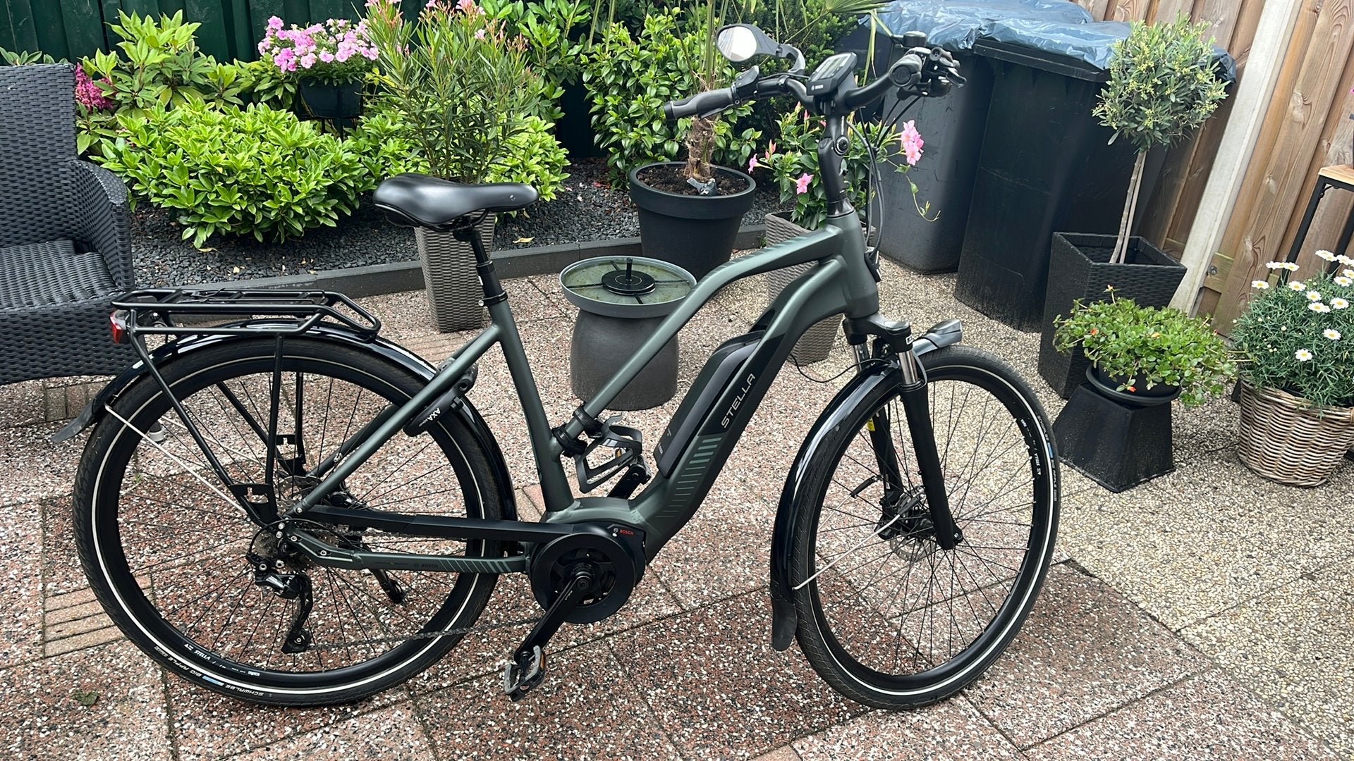 Stella Morena e bike met Bosch motor en Shimano Deore, 28 inch, 53 tot 56 cm, 10 tot 15 versnellingen, Zo goed als nieuw