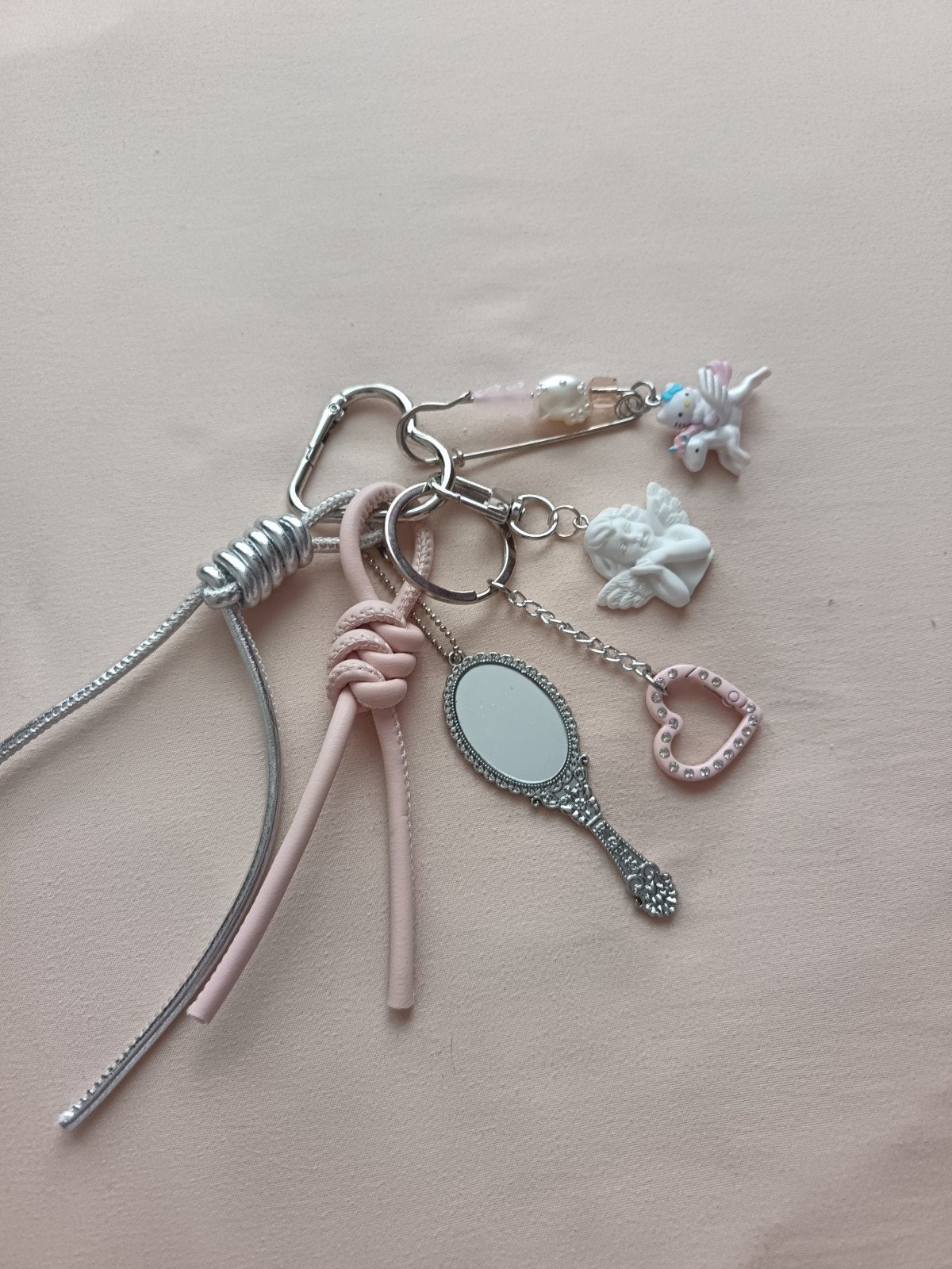 Leuke sleutelhanger met eenhoorn, engel en spiegel, Verzamelen, Ophalen of Verzenden, Nieuw, Knuffel of Figuurtje