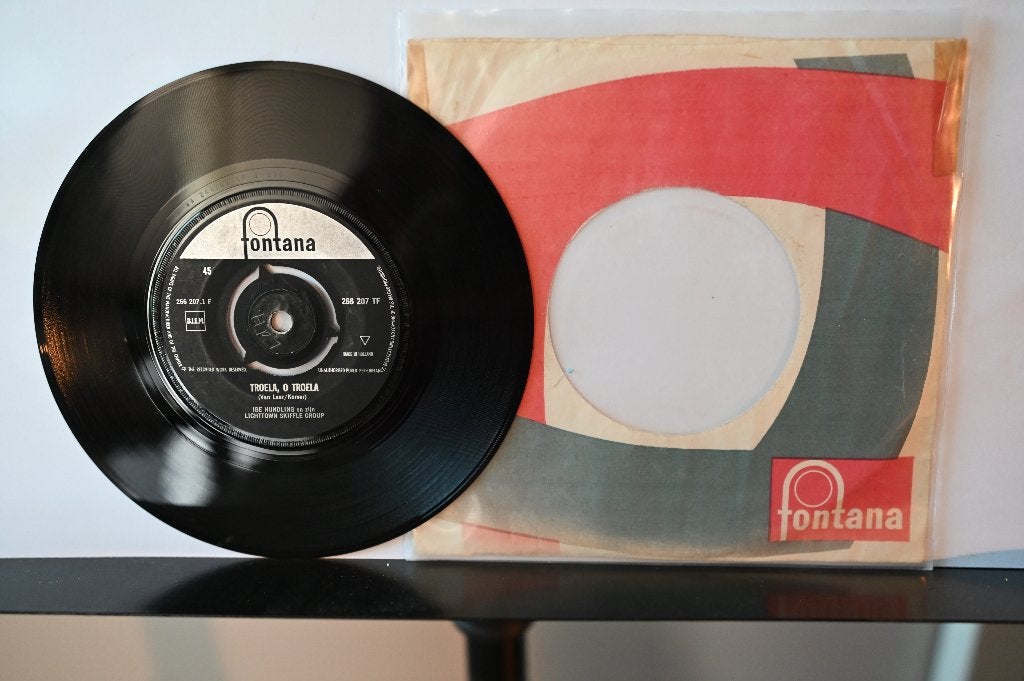 Single 1961 Ibe Hundling      Troela , O Troela -, Gebruikt, 7 inch, Ophalen of Verzenden, Beschermende buitenhoes