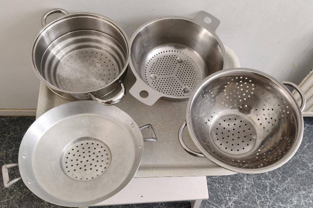 Vergiet/zeef/stoompan aluminium en Rvs per stuk VANAF € 6,00, Zilver, Ophalen of Verzenden, Metaal, Overige merken