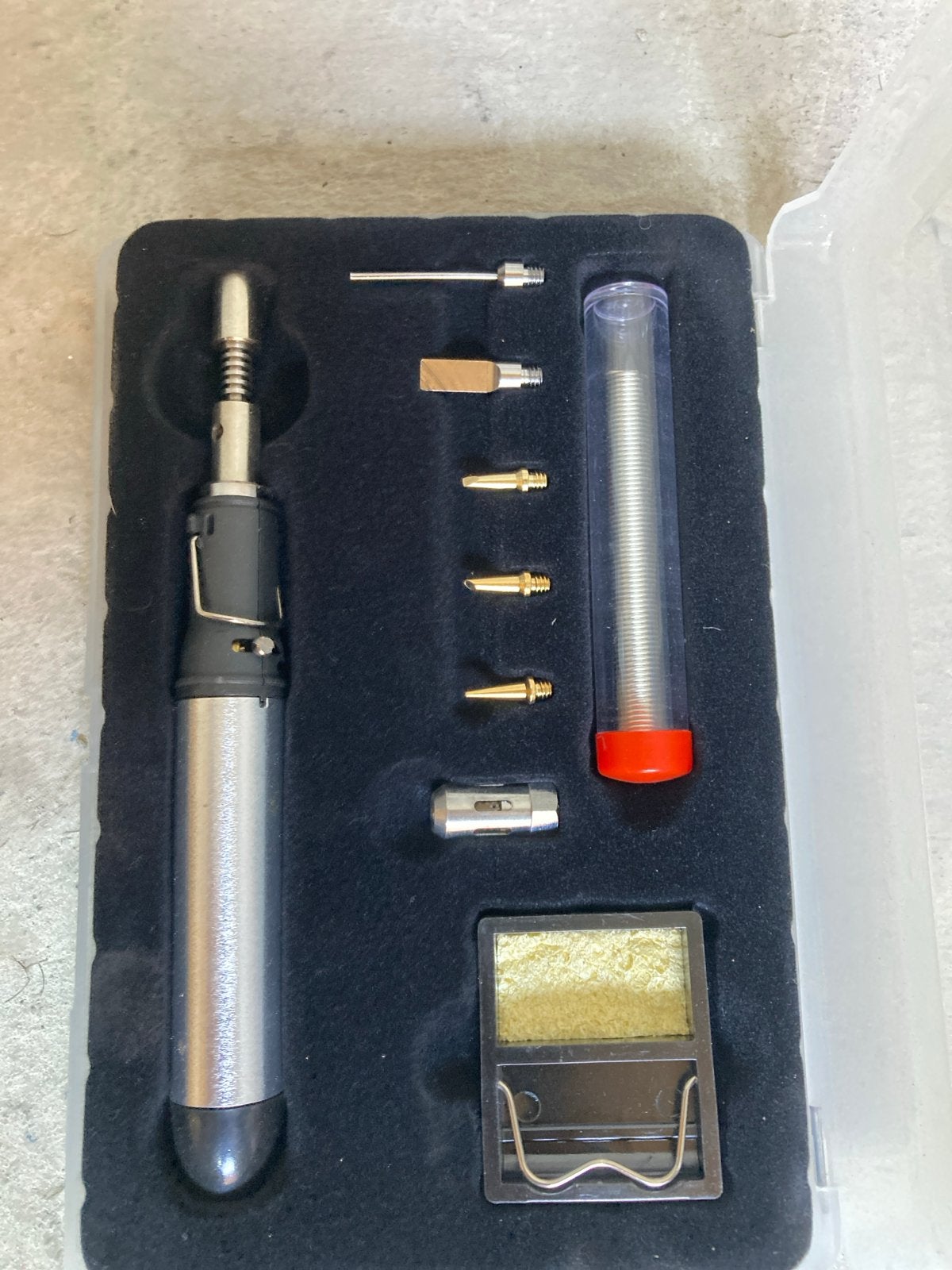 Soldeerbout set op gas met diverse opzetstukken, Ophalen of Verzenden, Gebruikt, Overige typen, Overige merken