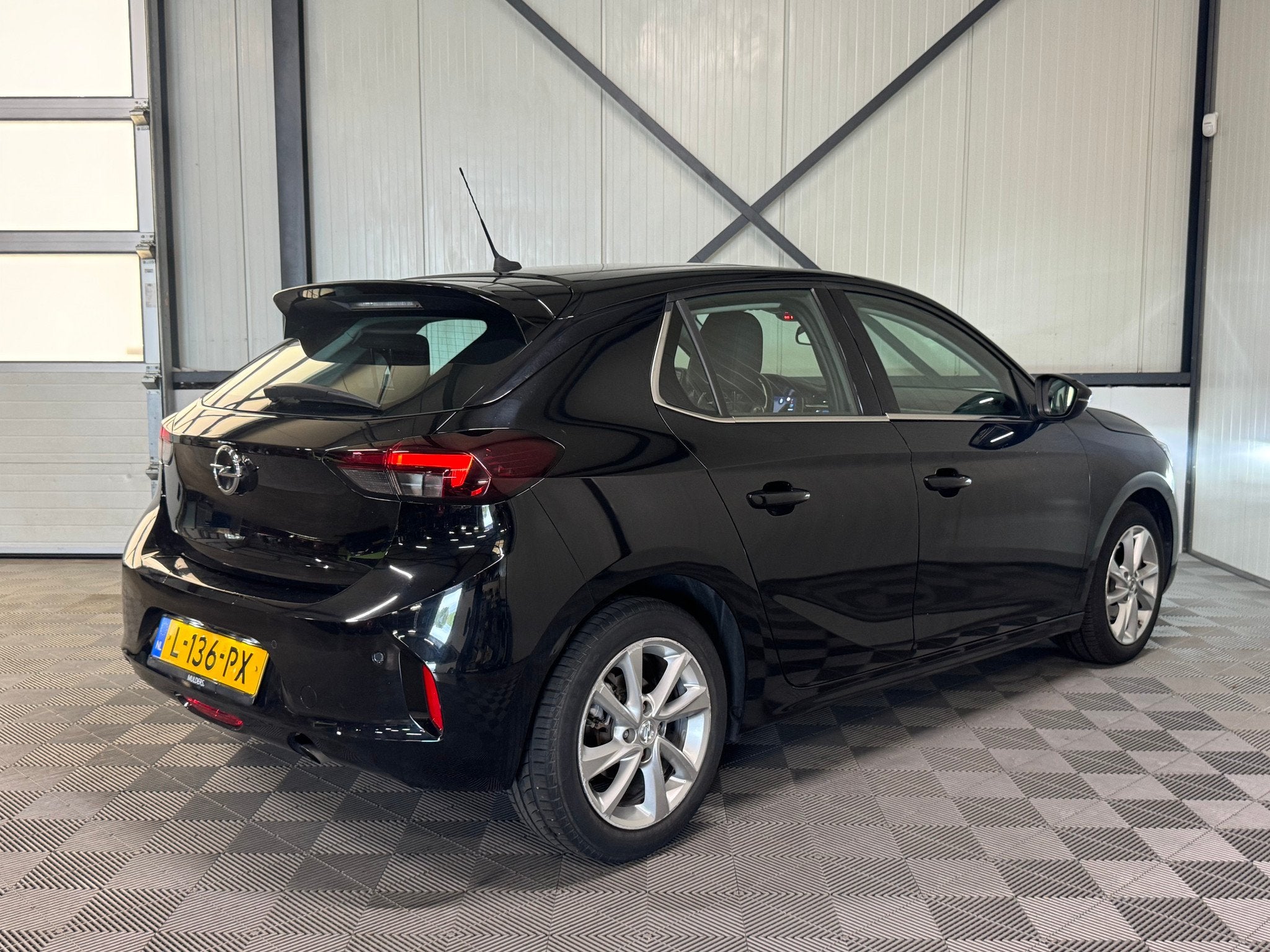 Opel Corsa 1.2 Aut | Elegance 5-Drs | Navi | Camera | Virtua, Auto's, Automaat, Regensensor, Gebruikt, Euro 6