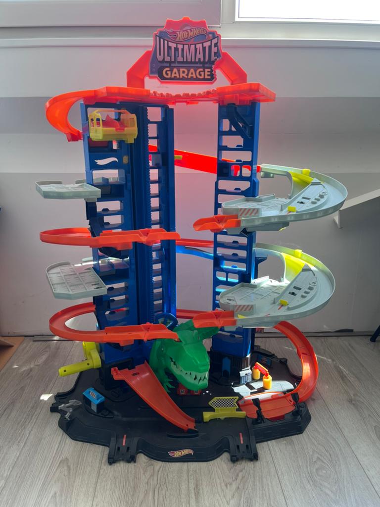 Hot Wheels Ultimate Dino Garage, Ophalen of Verzenden, Nieuw