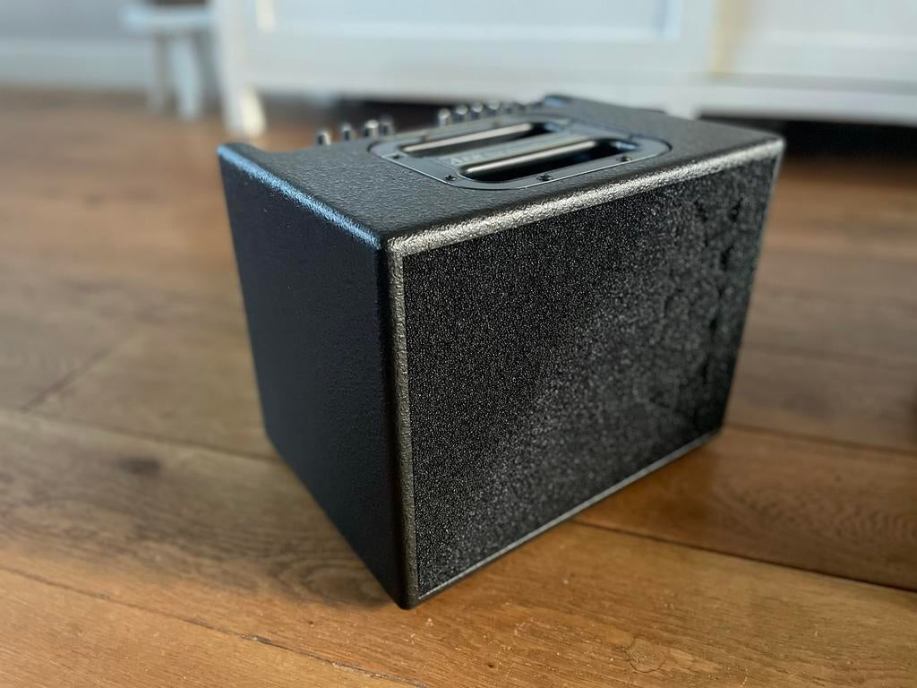 AER Compact 60/4 akoestische gitaarversterker, Ophalen of Verzenden, Zo goed als nieuw, Gitaar, 50 tot 100 watt