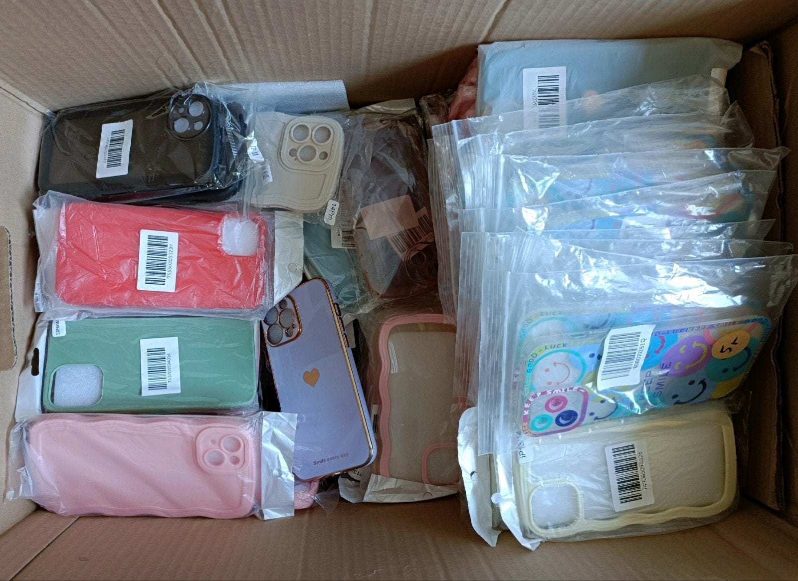 Bulk iPhone 12, 13, 14 Hoesjes - Voordelig voor Resellers, Telecommunicatie, Mobiele telefoons | Hoesjes en Frontjes | Apple iPhone