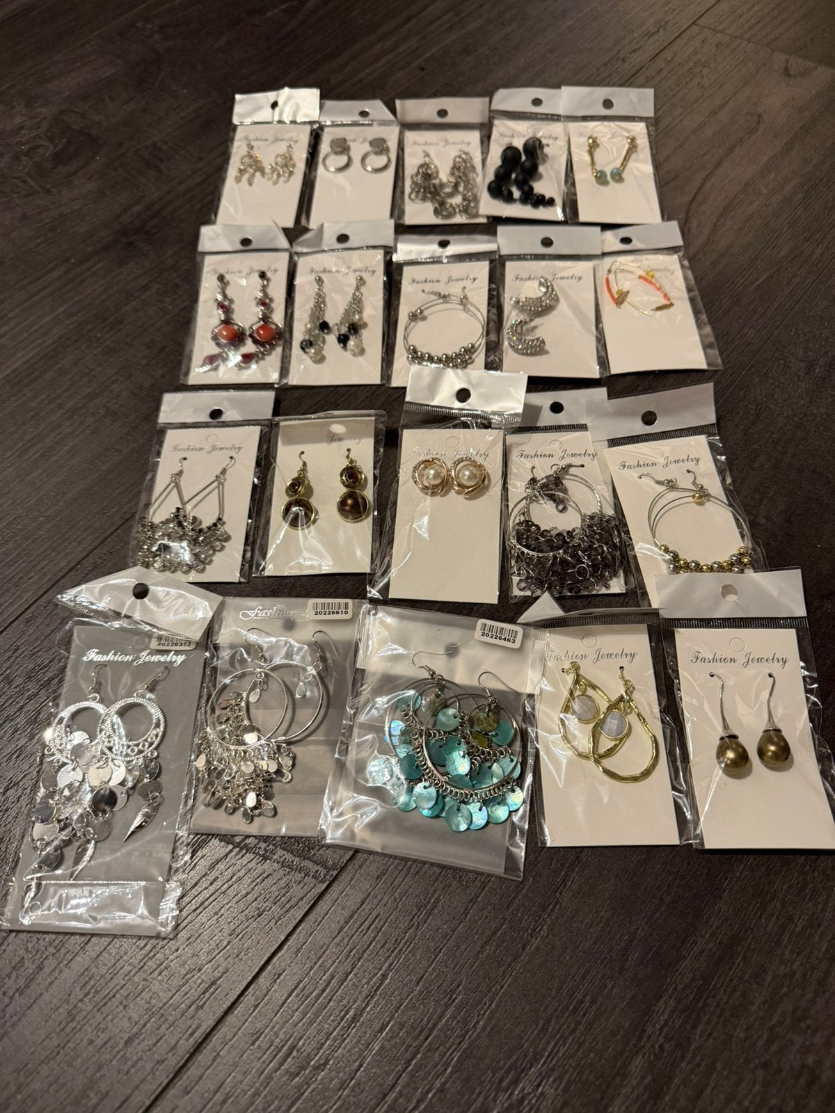 Partij 20 paar oorbellen O3, Verzenden, Nieuw, Overige kleuren, Overige materialen