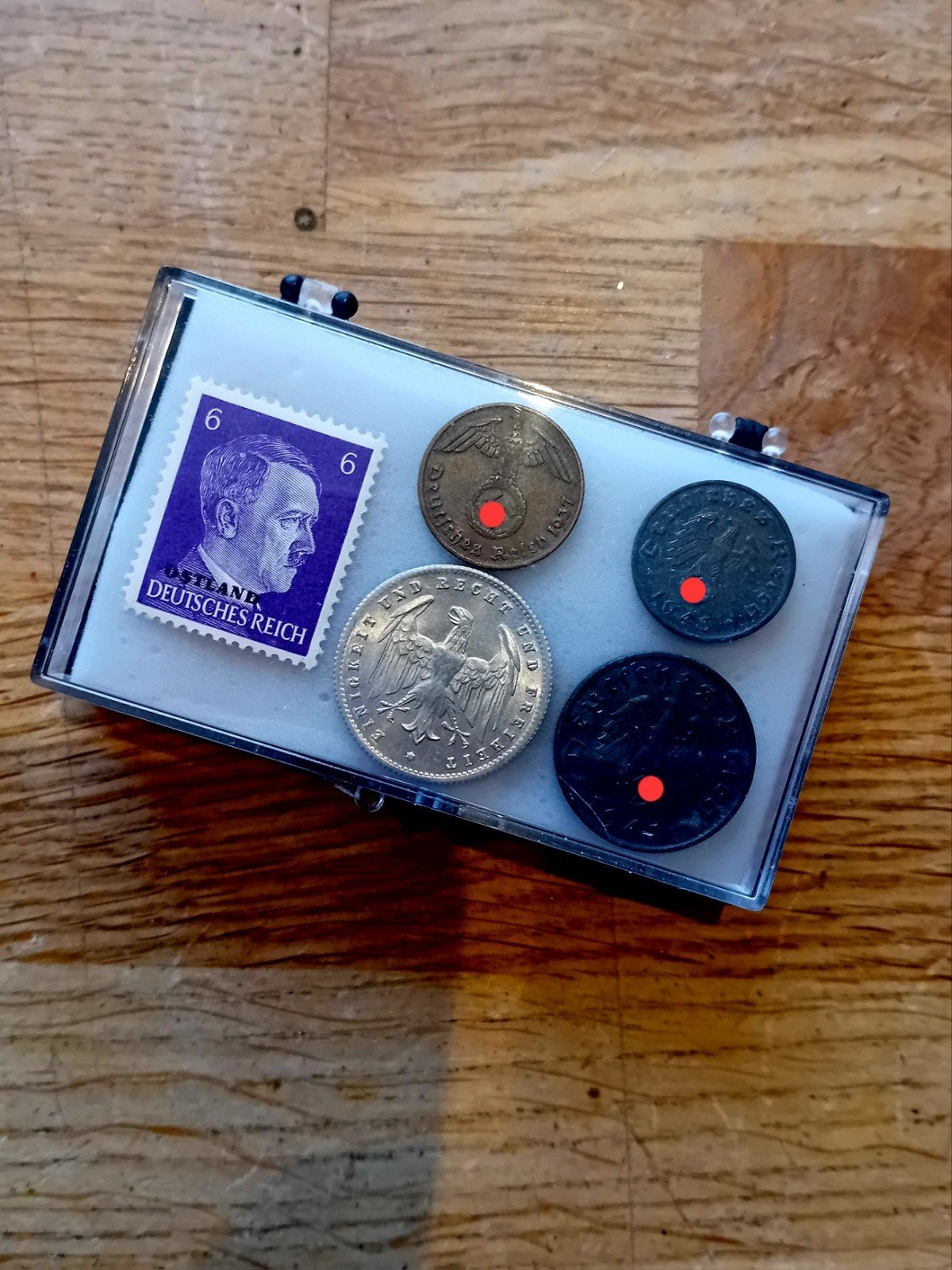 ​WO2 Duitse Set – Ostland Postzegel & Reichspfennig Munten (, Ophalen of Verzenden, Duitsland