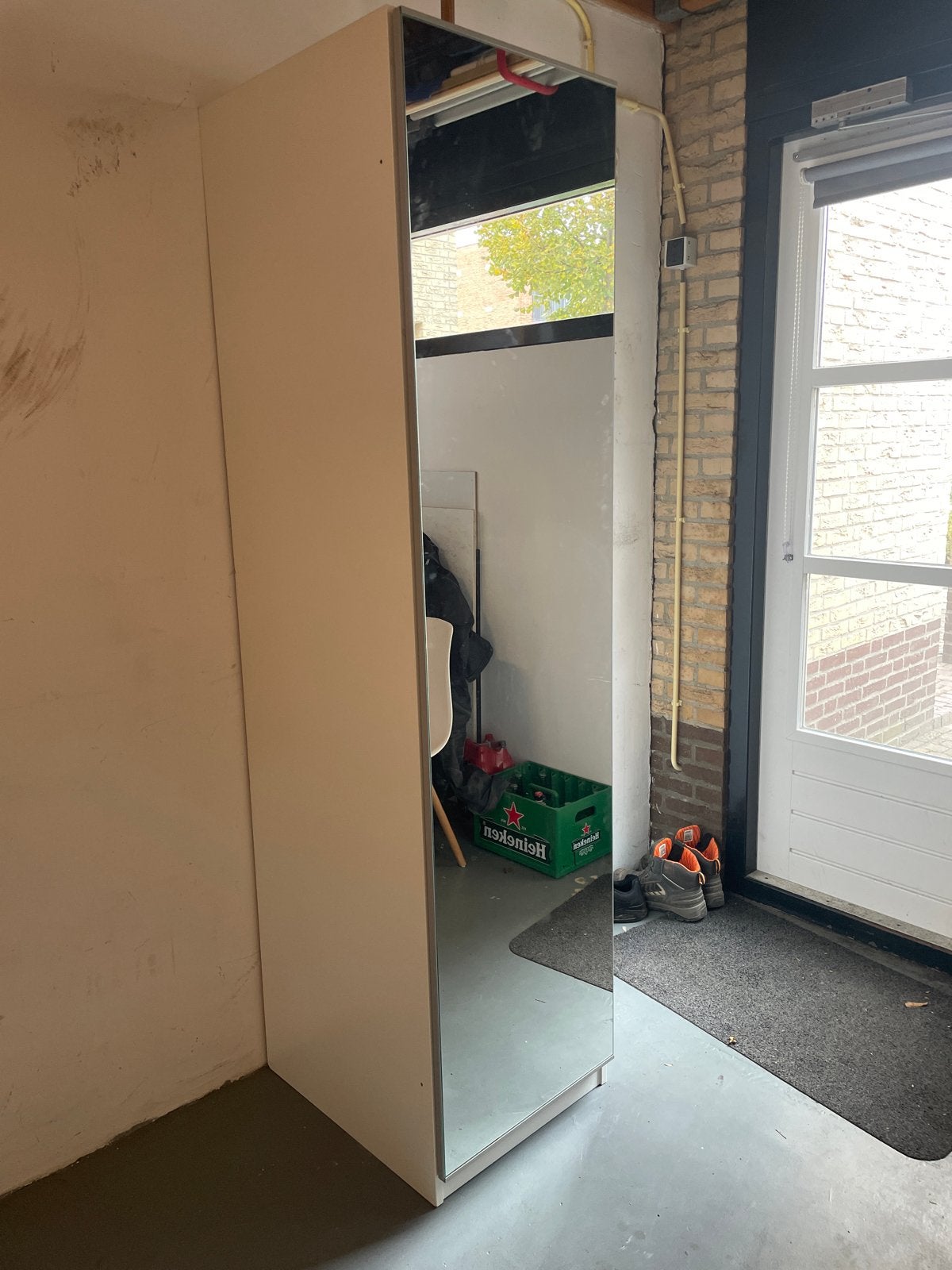 Ikea kast met spiegeldeur en planken, Ophalen, Overige materialen, Minder dan 50 cm, Gebruikt