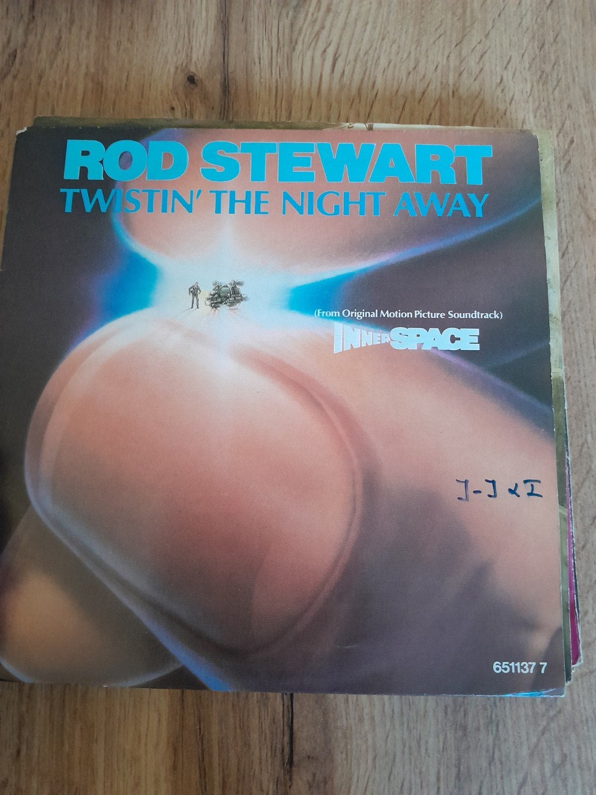 rod stewart 7inch twistin the night away, Ophalen of Verzenden, Zo goed als nieuw, Pop