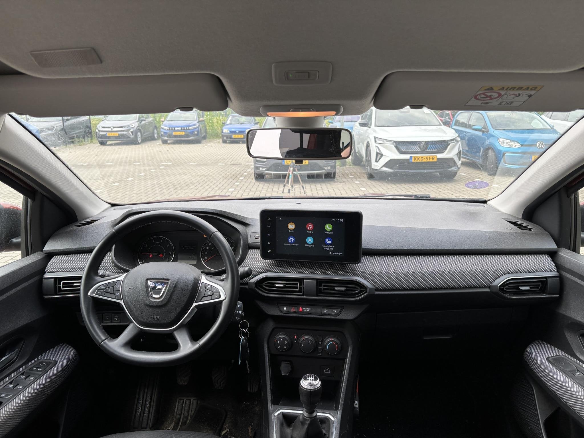 Dacia Jogger 1.0 TCe 100 Bi-Fuel Expression 5p. | Apple Carp, Auto's, Dacia, Voorwielaandrijving, Gebruikt, Euro 6, Bruin