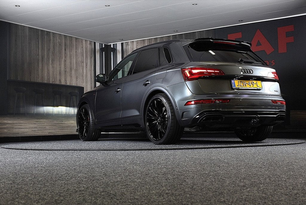 Audi Q5 55 TFSI e Quattro SQ5 Look / Massage / 360 Camera /, Auto's, Audi, Automaat, Gebruikt, Euro 6, 4 cilinders