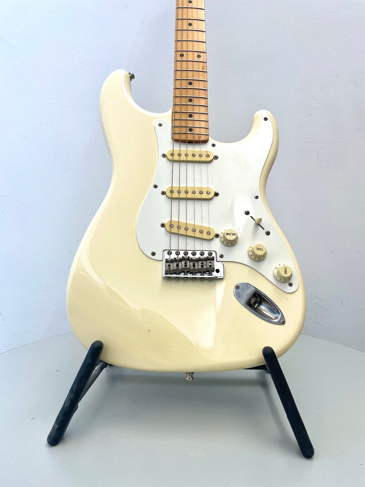 Fender Squier Stratocaster Japan 1985, Ophalen of Verzenden, Gebruikt, Solid body, Fender