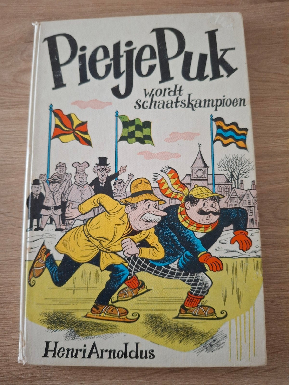 Pietje Puk wordt schaatskampioen - Henri Arnoldus, Ophalen of Verzenden, Gelezen, Henri Arnoldus, Fictie algemeen