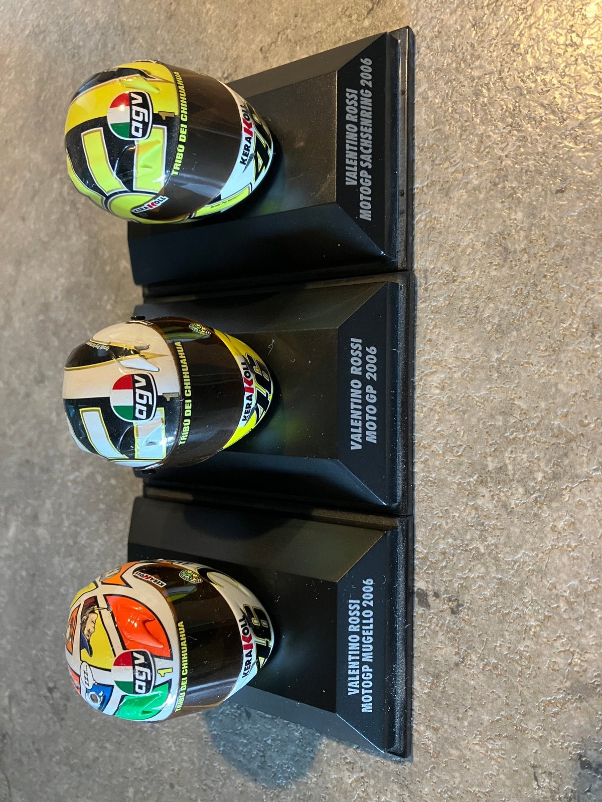 Minichamps 1:8 Valentino Rossi 2006., Ophalen of Verzenden, Zo goed als nieuw, Motor