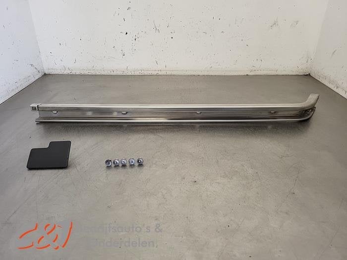 Schuifdeur Rail rechts van een Volkswagen Caddy, Auto-onderdelen, Carrosserie en Plaatwerk, Gebruikt, -, Volkswagen, -