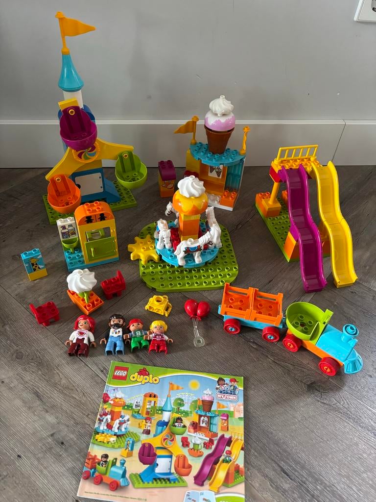 Duplo Kermis - Set met attracties en figuren, Kinderen en Baby's, Speelgoed | Duplo en Lego, Inclusief minifiguren, Overige thema's