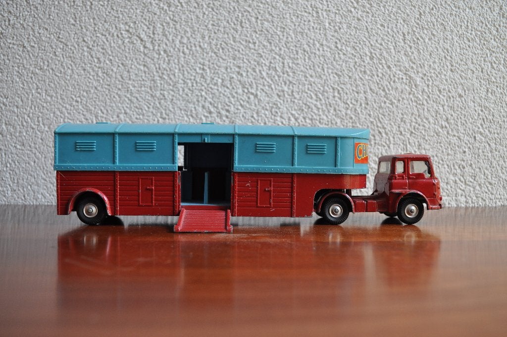 Corgi Major Toys Chipperfields Circus Articulated Horse Box, Ophalen of Verzenden, Gebruikt, Bus of Vrachtwagen