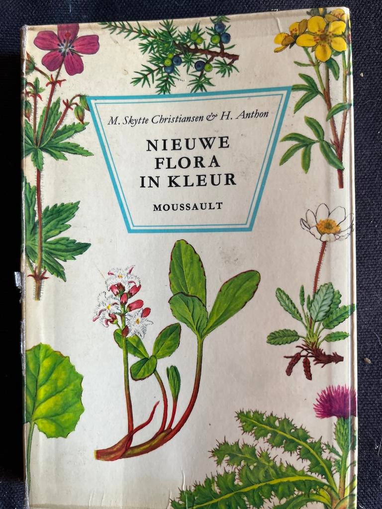 Nieuwe Flora in Kleur - M. Skytte Christiansen & H. Anthon, Boeken, Natuur, Ophalen of Verzenden, Gelezen, Bloemen, Planten en Bomen