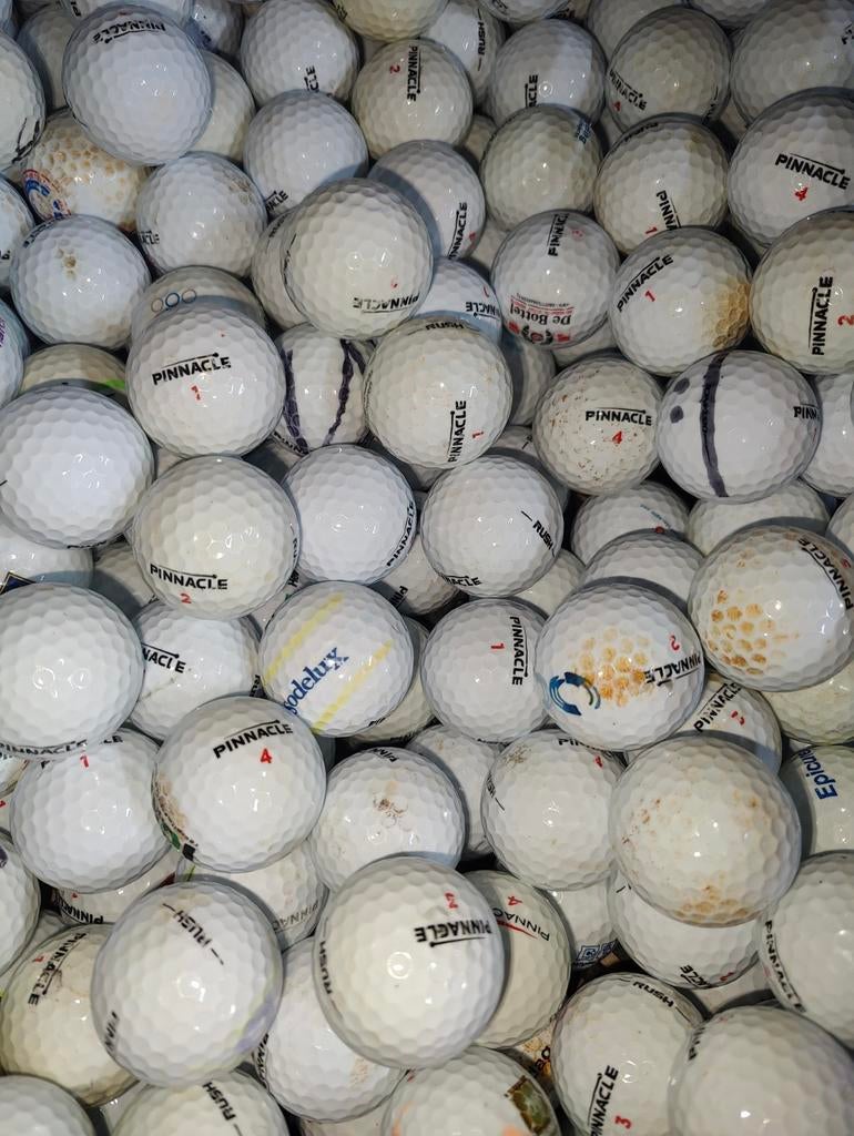Pinnacle rush golfballen 100 stuks, Sport en Fitness, Golf, Ophalen of Verzenden, Bal(len)